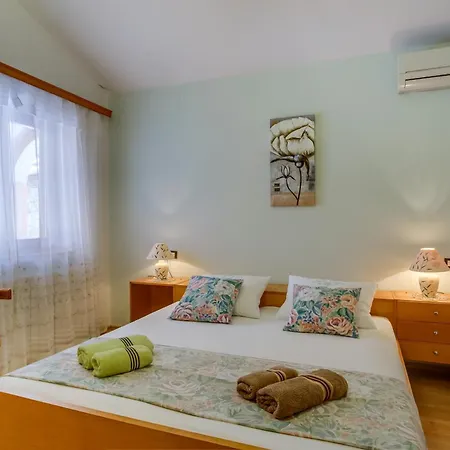 Ivo Apartamento Martinšćica